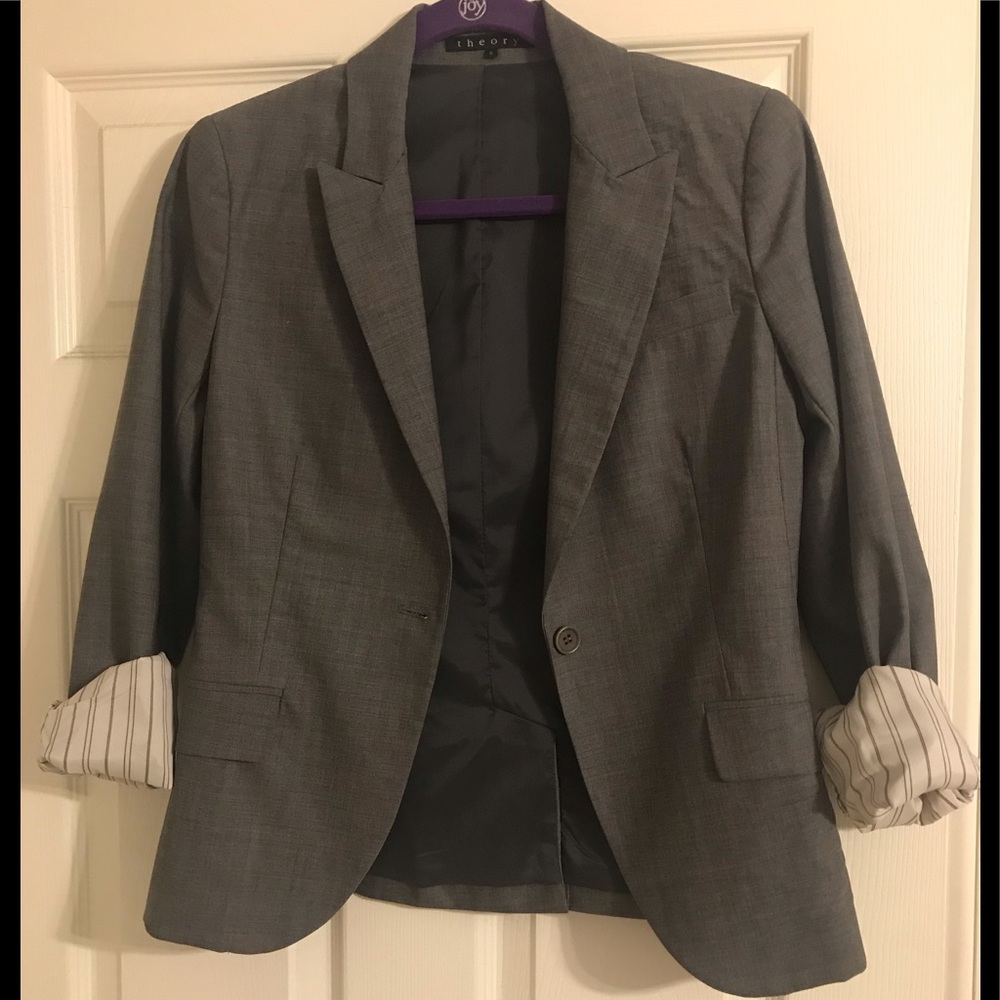 Theory blazer size 6